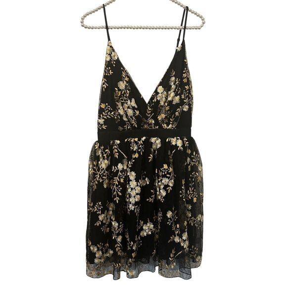 Express Dress Womens 4 Black Gold Floral Embroidered romantic fairy Cocktail - Picture 1 of 15